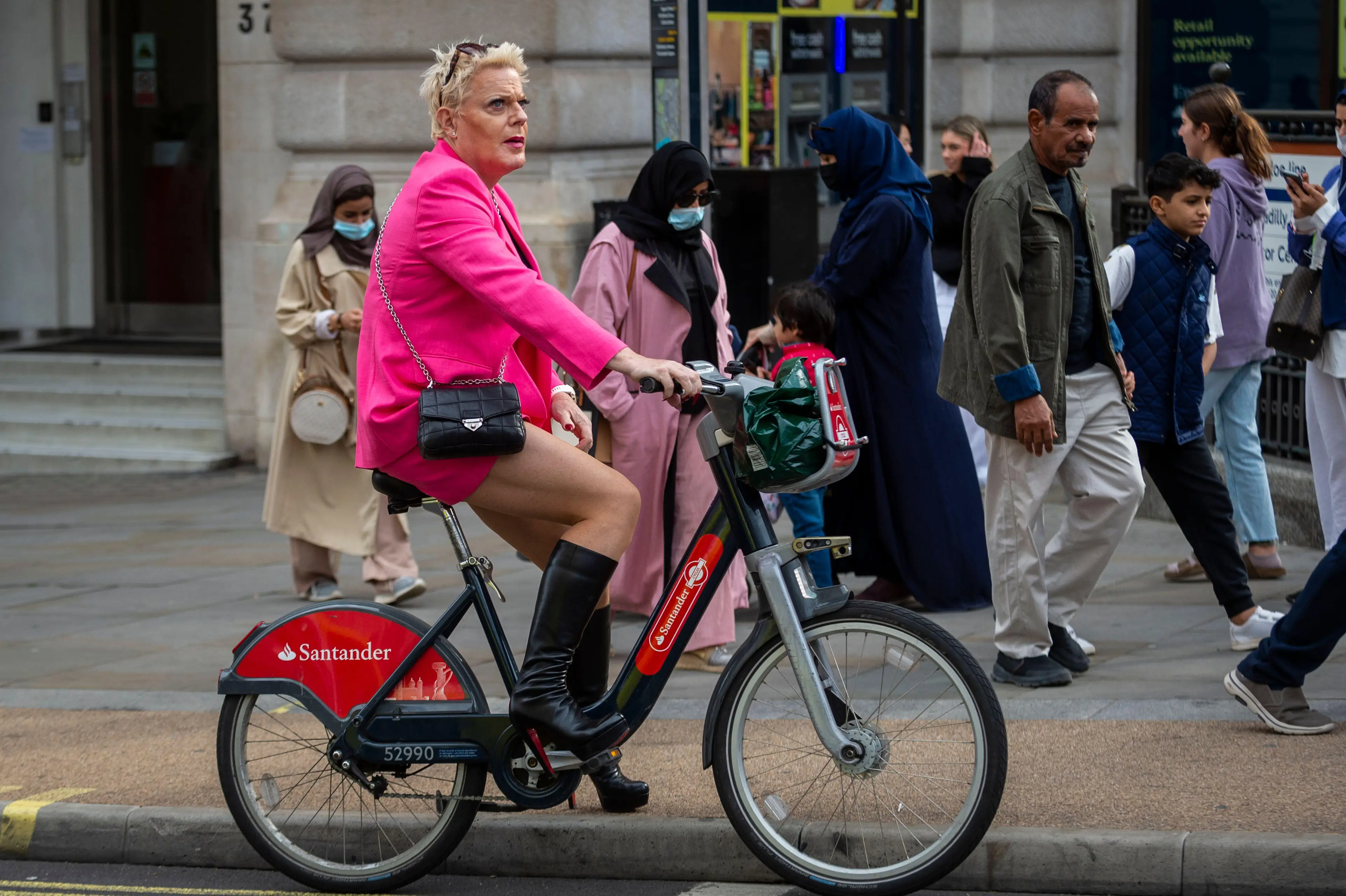 Izzard said people need to chill out about pronouns.