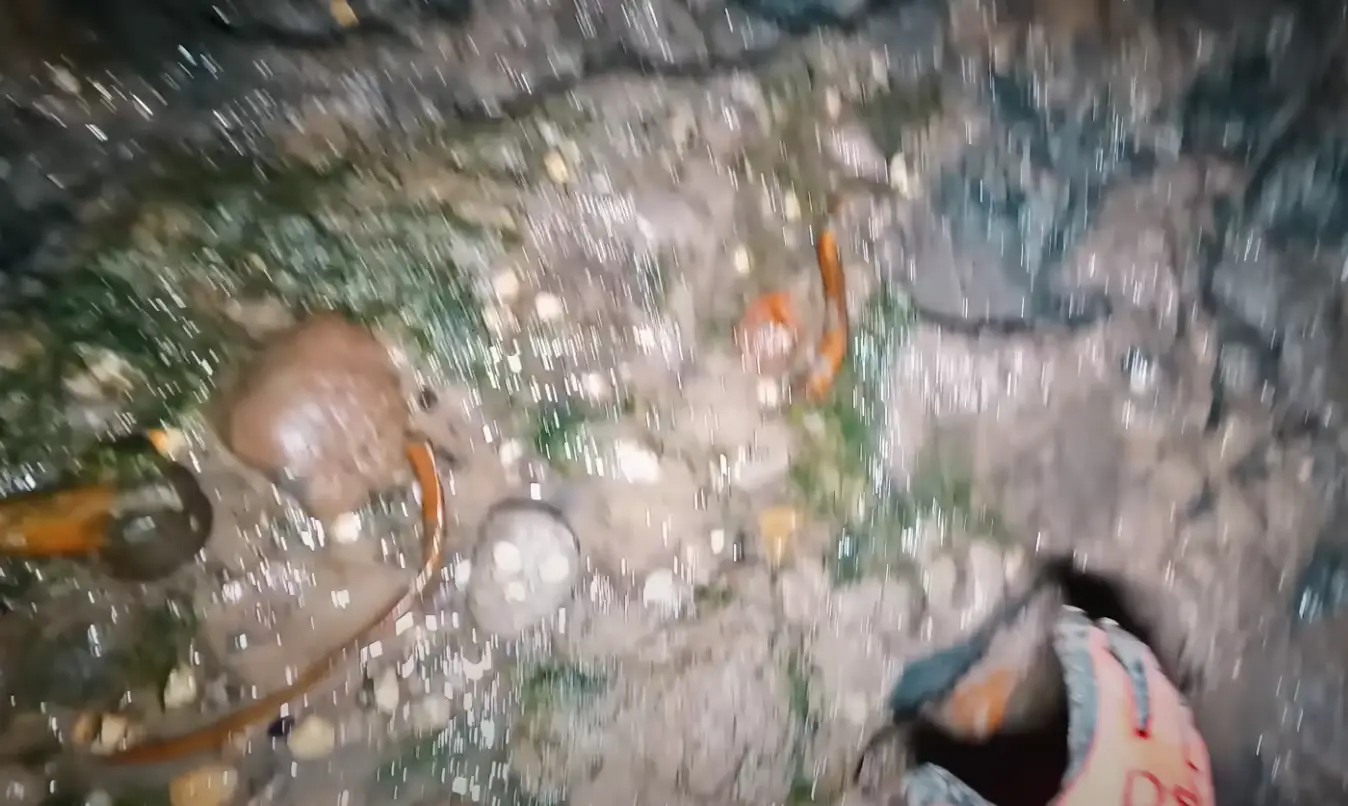 Not a place you'd want to visit alone at night... (YouTube/Dara Tah)