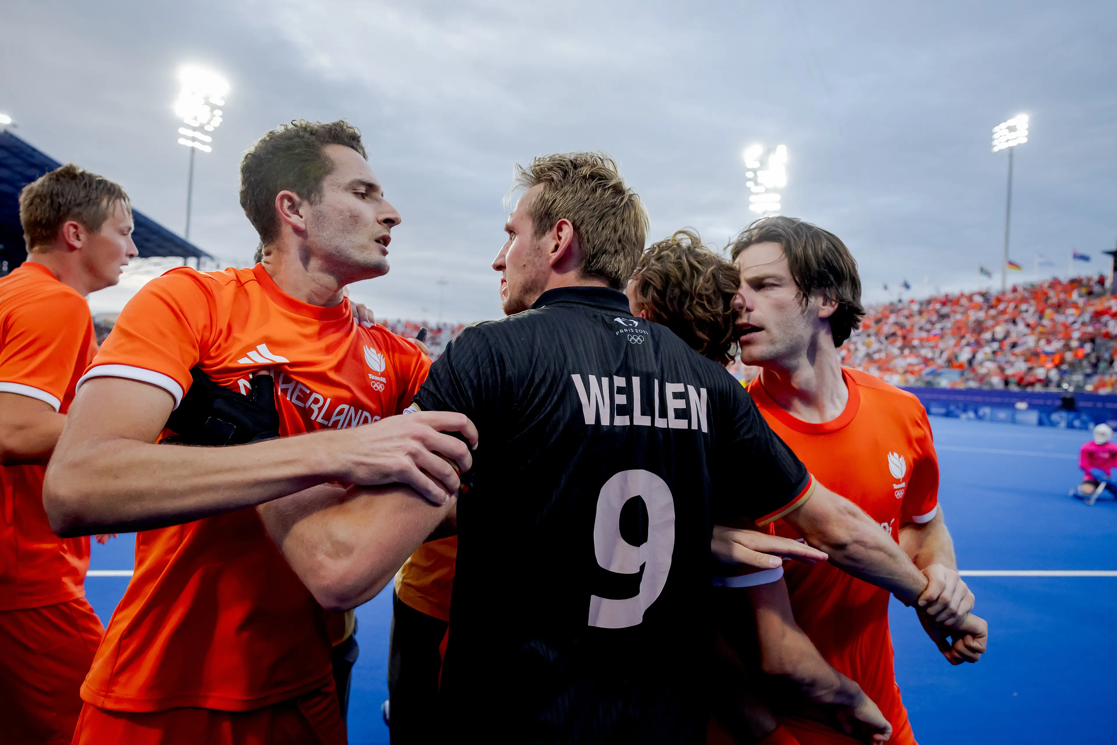 Very unsportsmanlike, according to fans (Eric Verhoeven/Soccrates/Getty Images)