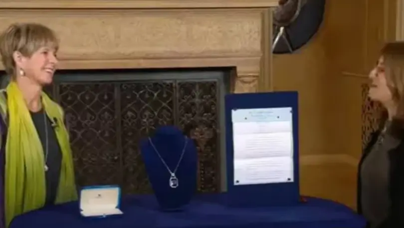 The guest believed the necklace belonged to a famous socialite. (PBS)