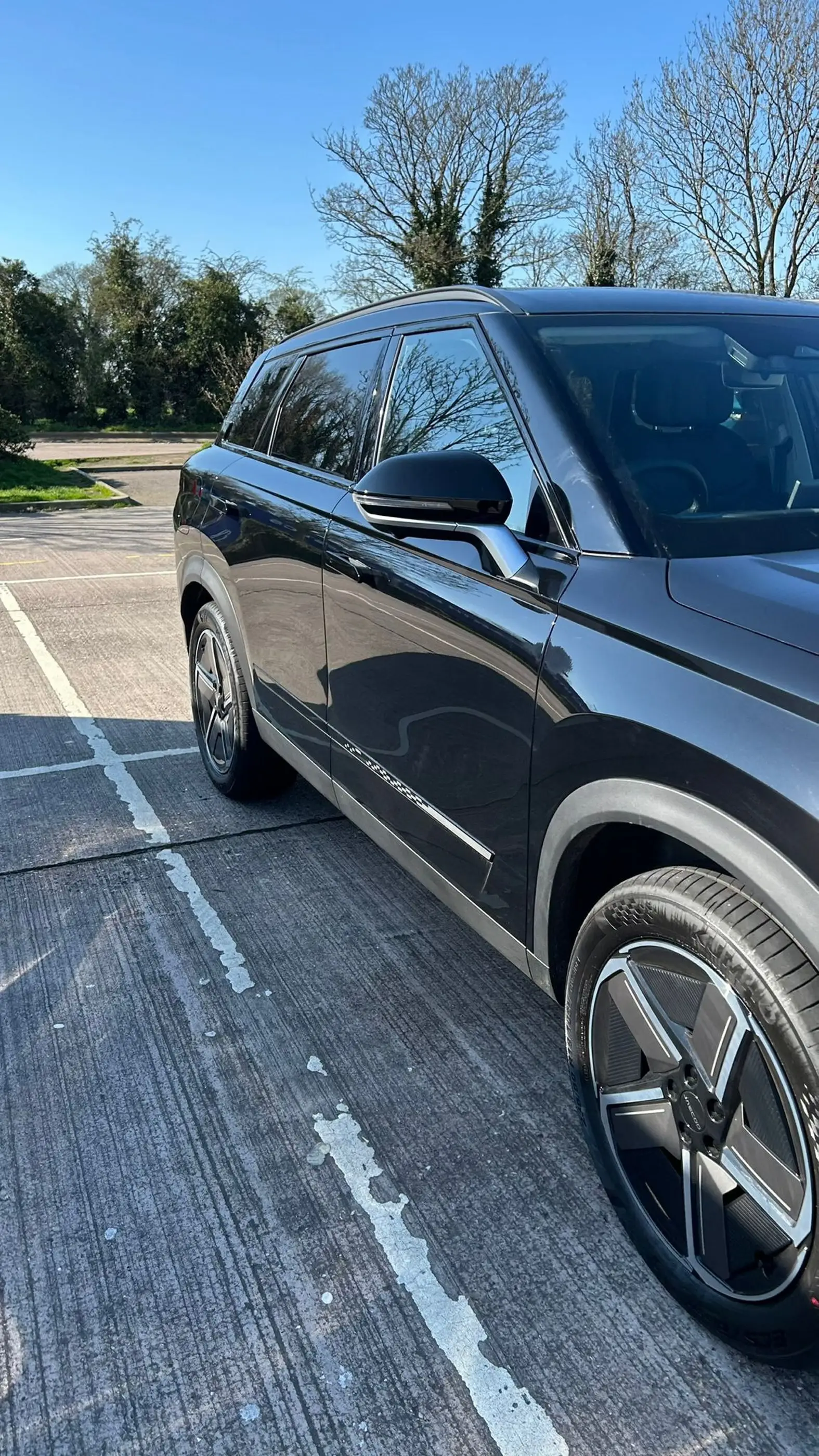 The China-made car is likened to the Range Rover (SWNS)