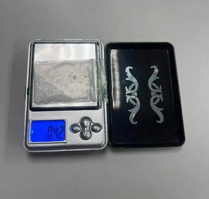 The cocaine allegedly found in Jaime's passport (ViralPress)