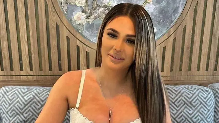 Instagram/@charlottemaylee