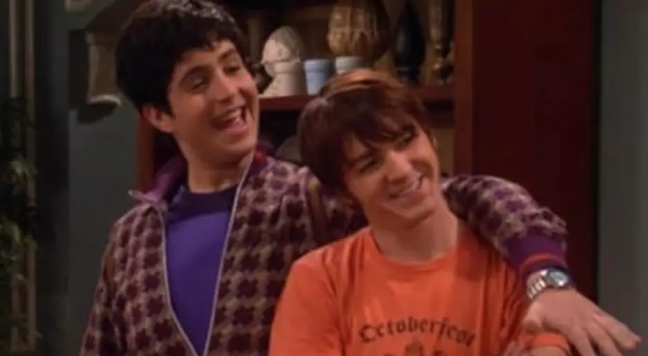 Peck revealed that he was earning a lot less than fans thought while starring on Drake and Josh  (Nickelodeon)