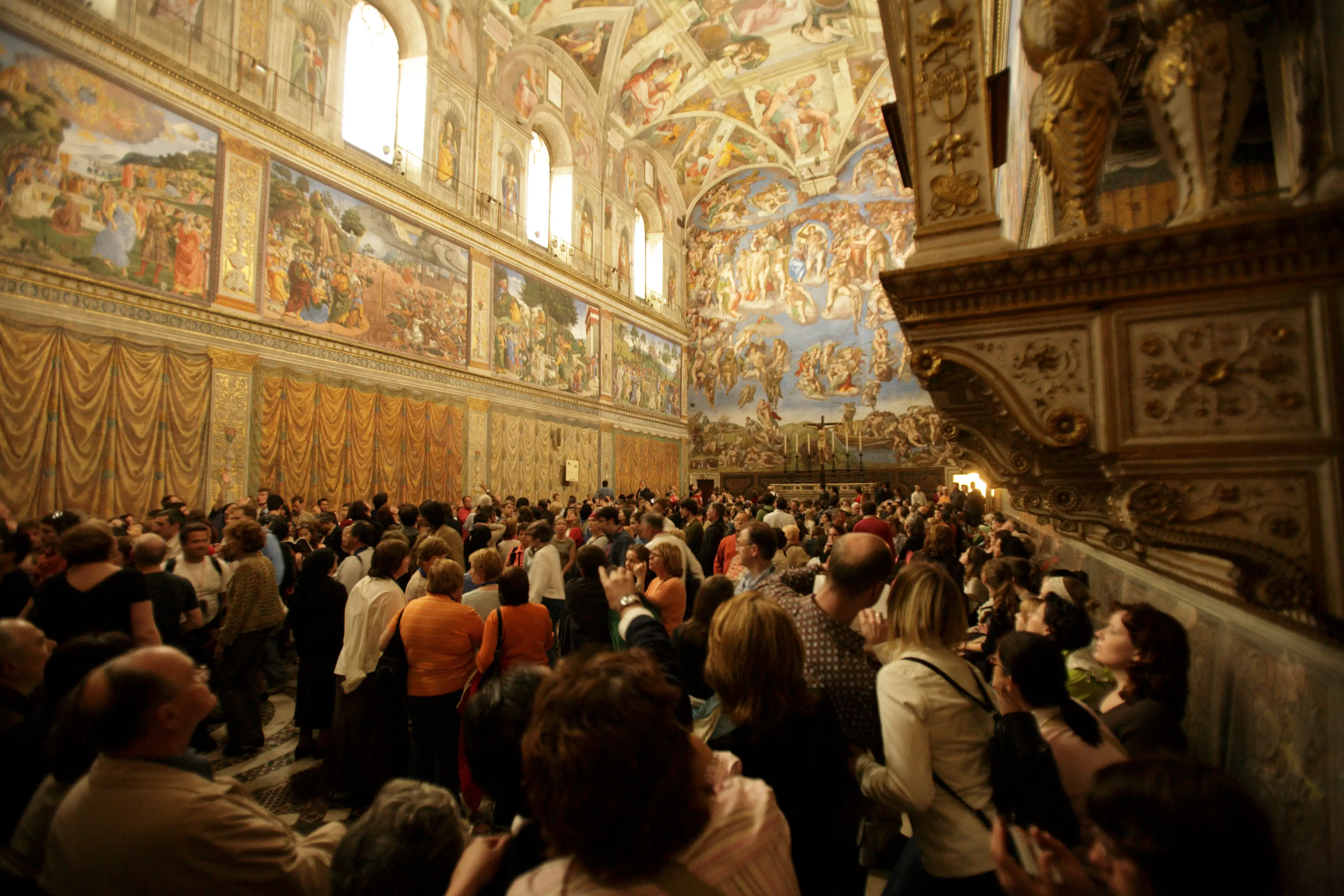 Tourists won't be able to go in the Sistine Chapel. (Getty Stock)