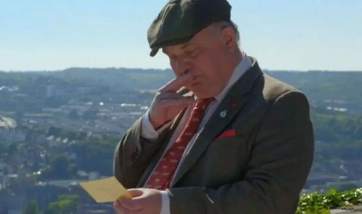 Bill Harriman was deeply affected when he read the letters a guest had brought in. (BBC)