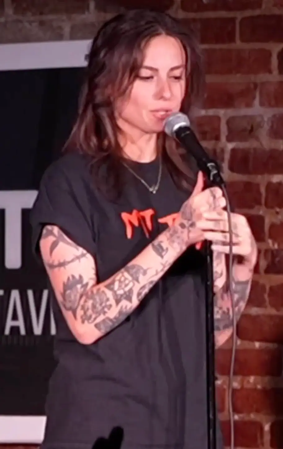 Footage of the comedy star's on-stage spat ended up going viral (TikTok/@nataliecuomo)