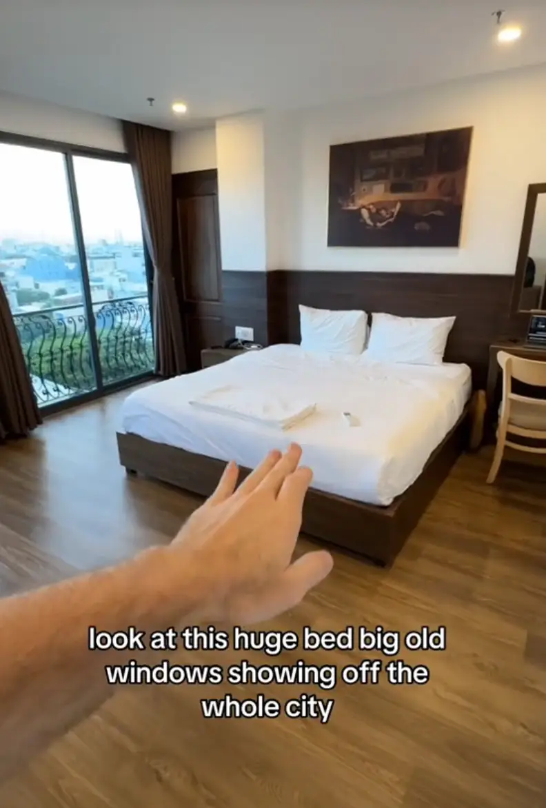 So cheap to stay in rooms like this (TikTok / bryanjamescruises)