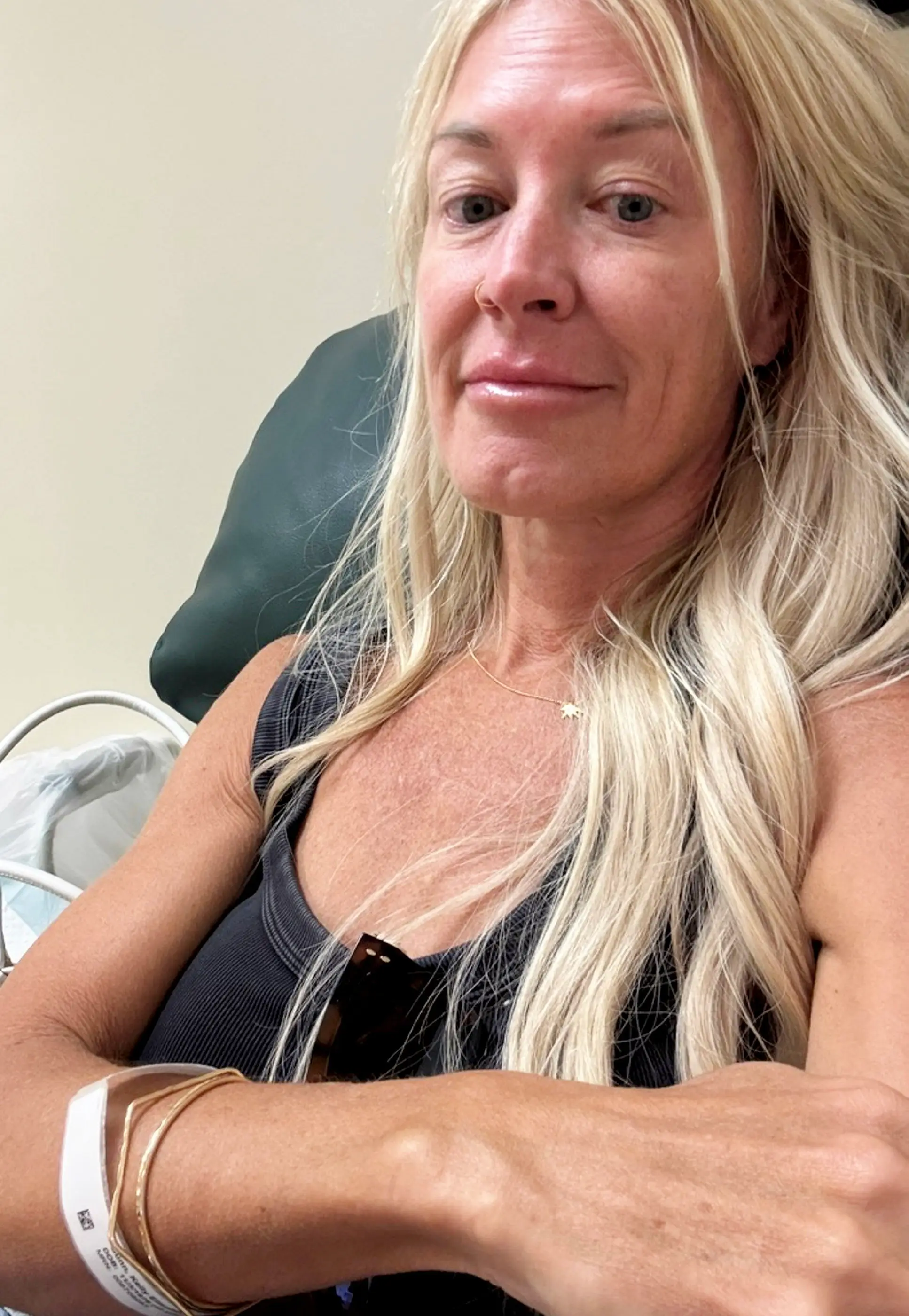 Seven lumps were found in Kelly's right breast (SWNS)