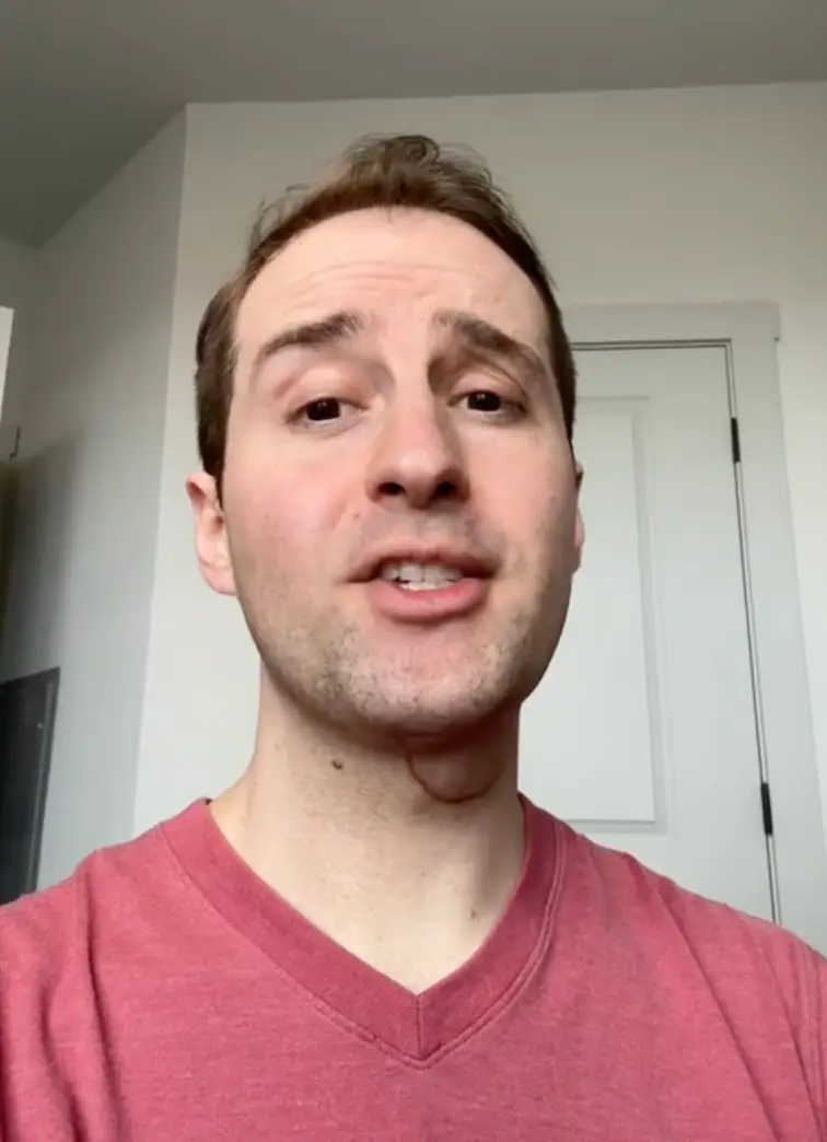 He was eventually diagnosed with tongue cancer. (TikTok/@mendandthrive)