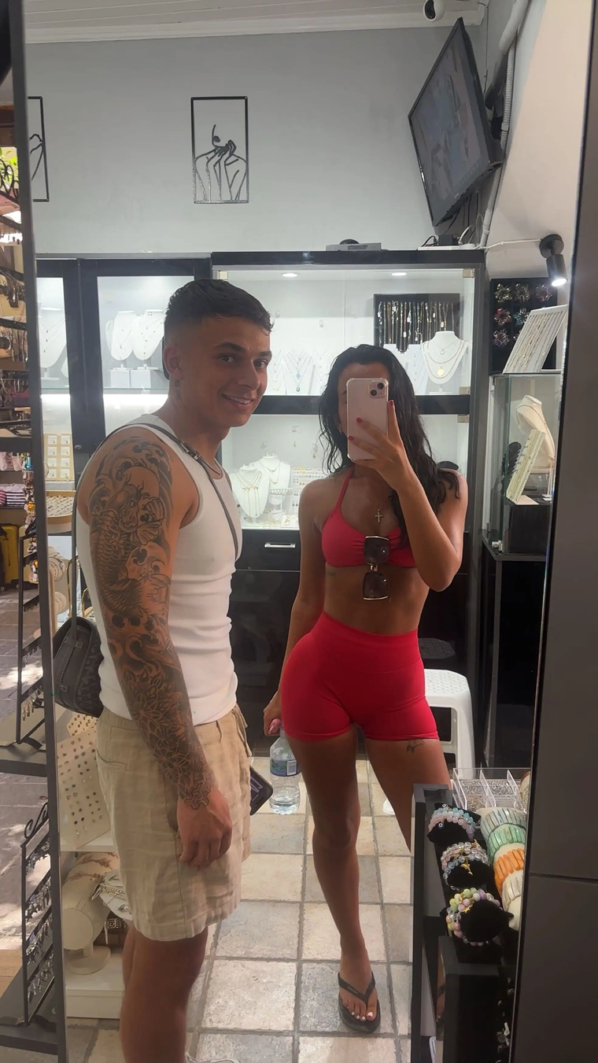 The pair have already booked a trip to Thailand together for January. (Kennedy News & Media)