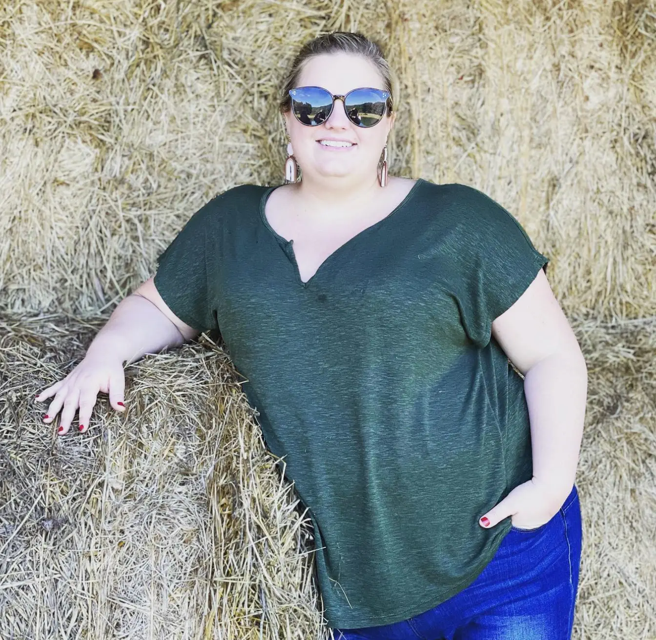 Emily had a heartwarming reason for the party, saying it was nice to have a fun event amid the 'stress' of IVF (Instagram/Emwebbrn)