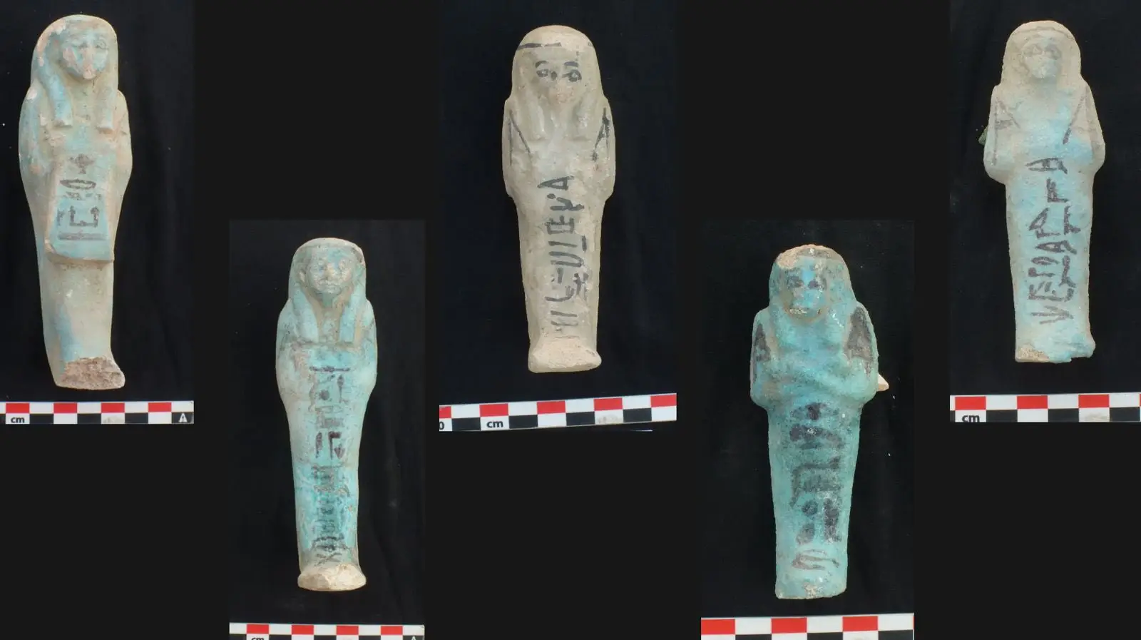 Some of the objects found in the tomb (Ministry of Tourism and Antiquities)