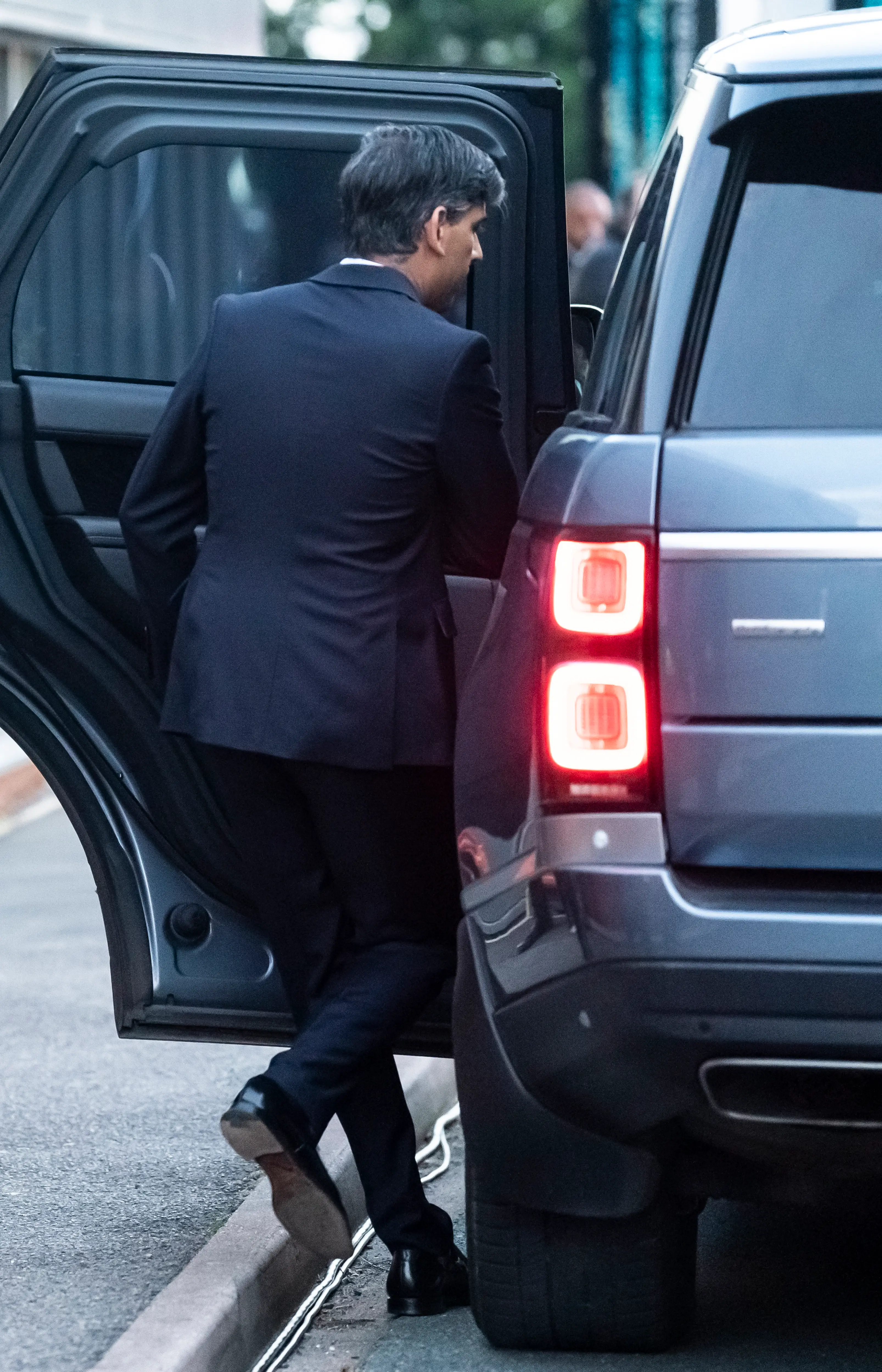 Sunak leaving the count. (PA)