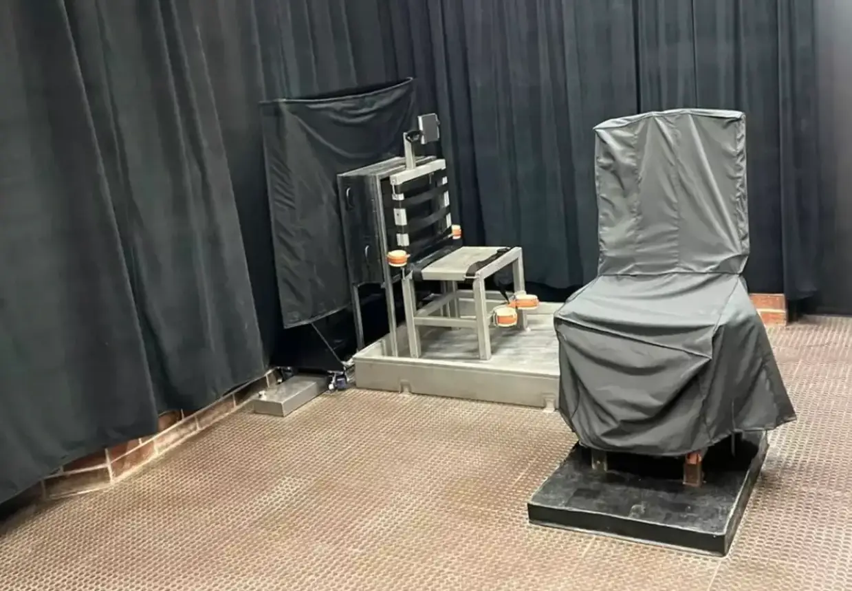 He was strapped to a chair and had a hood placed over his head (South Carolina Department of Corrections)