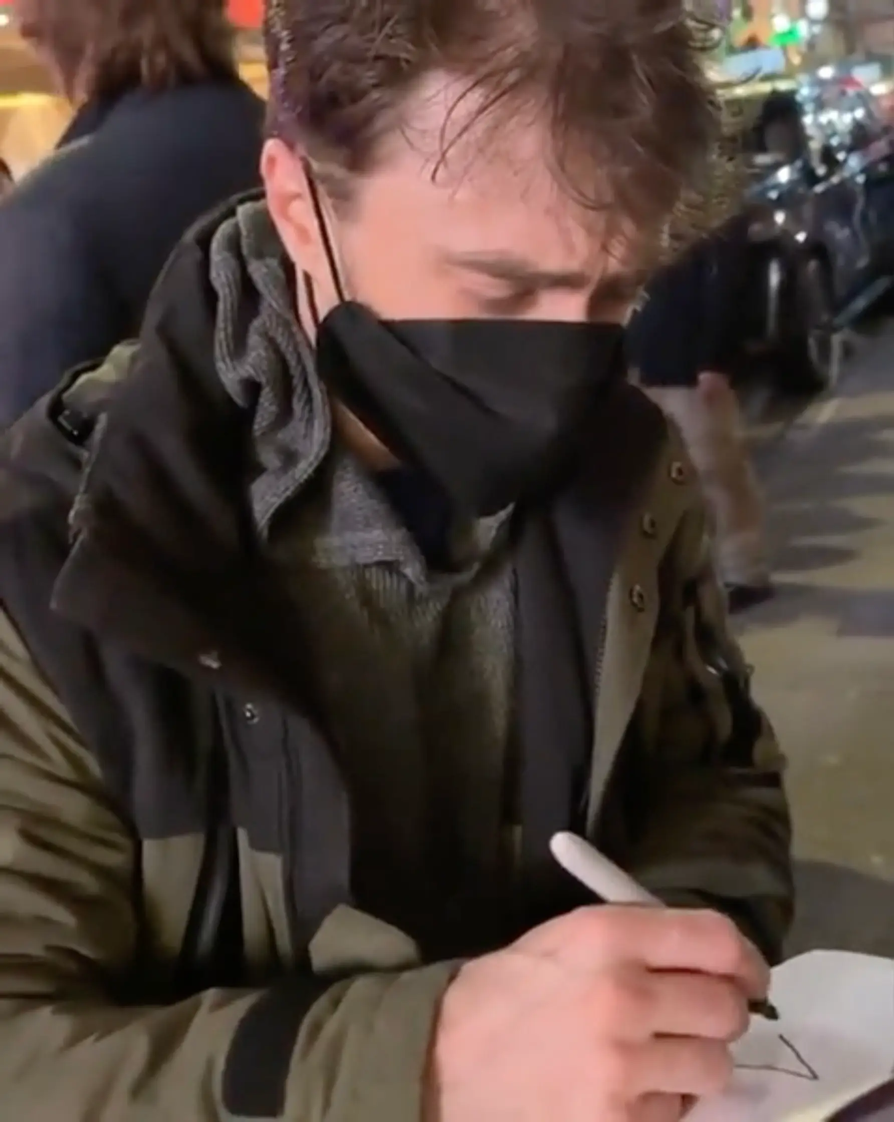 The actor begged the fan not to get the Harry Potter symbol tattooed. Credit:TikTok/@radcliffersplace