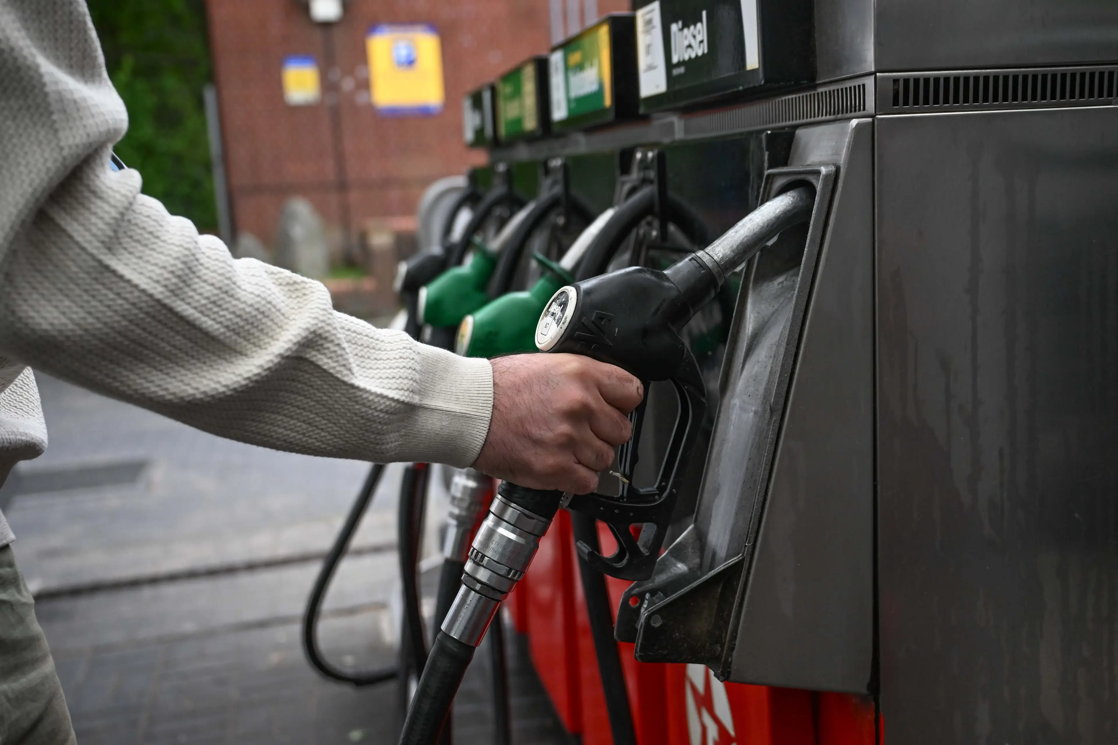 Motorists can use a few nifty methods to reduce their fuel consumption and save money (Rasid Necati Aslim/Anadolu via Getty Images)