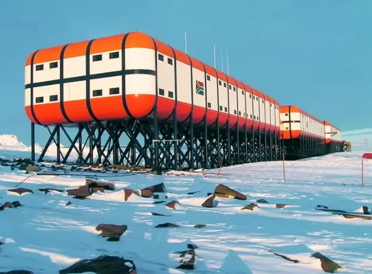 A scientist in the base is fearing for their safety (South Africa National Antarctic Programme)