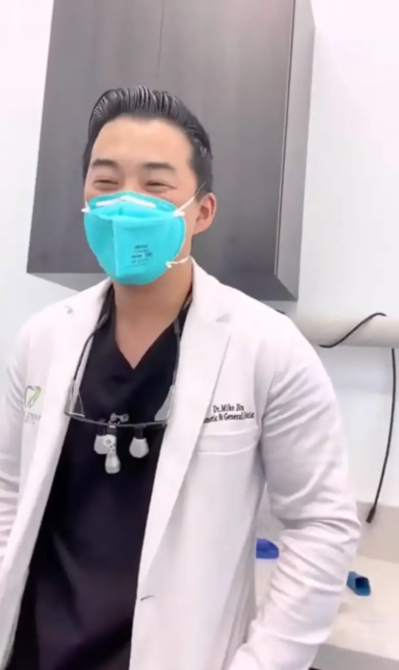 The dentist confirmed the online rumour was true.