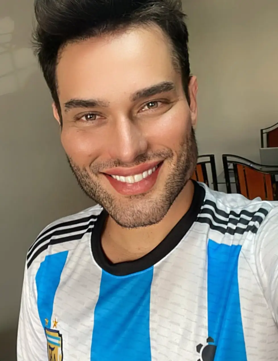 He often makes big predictions. (athos_salome/Instagram)