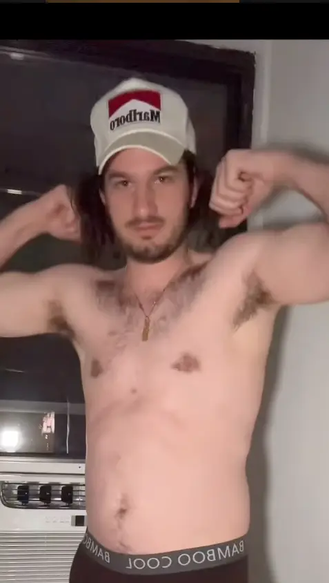 Peter's physique back in February (Instagram/boozebagfitness)