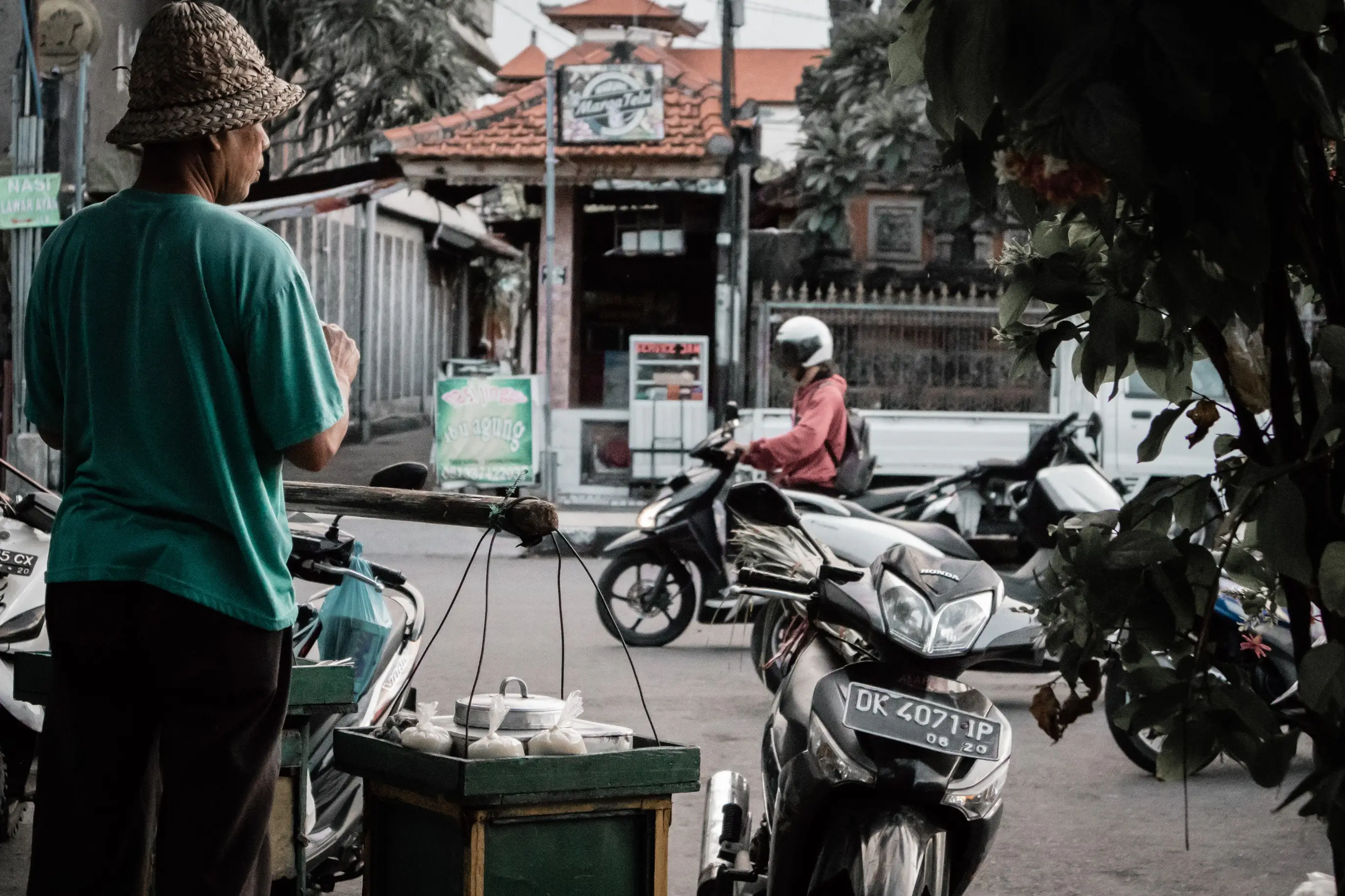 Tourists usually rent scooters from side-of-the-road vendors such as this.