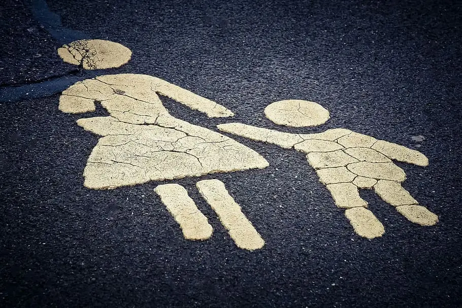 The enraged motorist decided to take matters into her own hands.