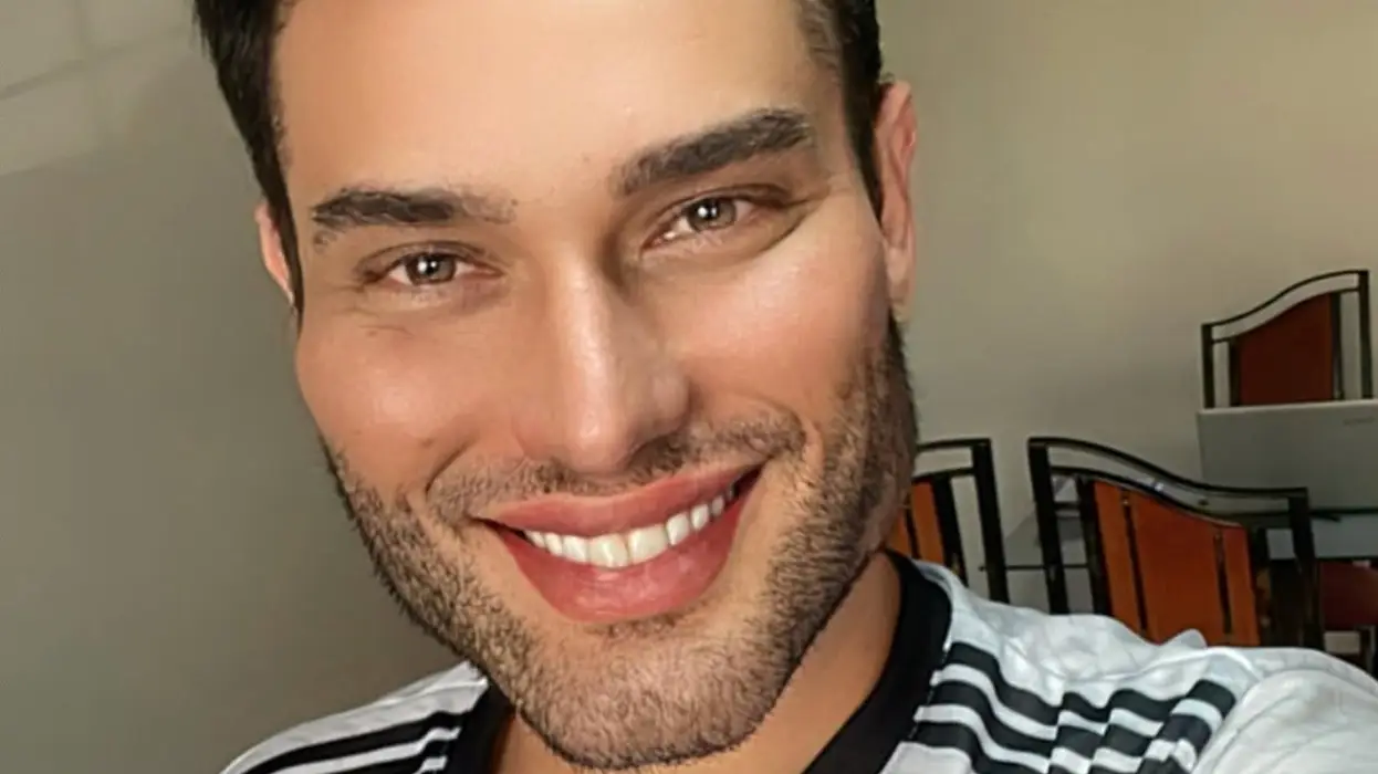 (Instagram/Athos Salome)