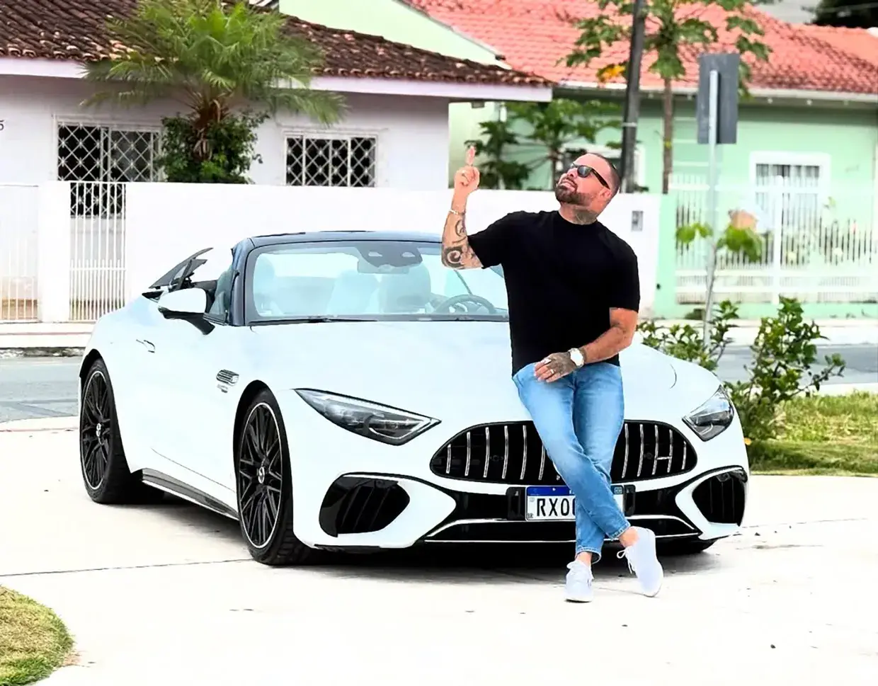 Many have been sharing tributes to late influence, 45, on social media (Instagram/@ricardo.godoi.oficial)