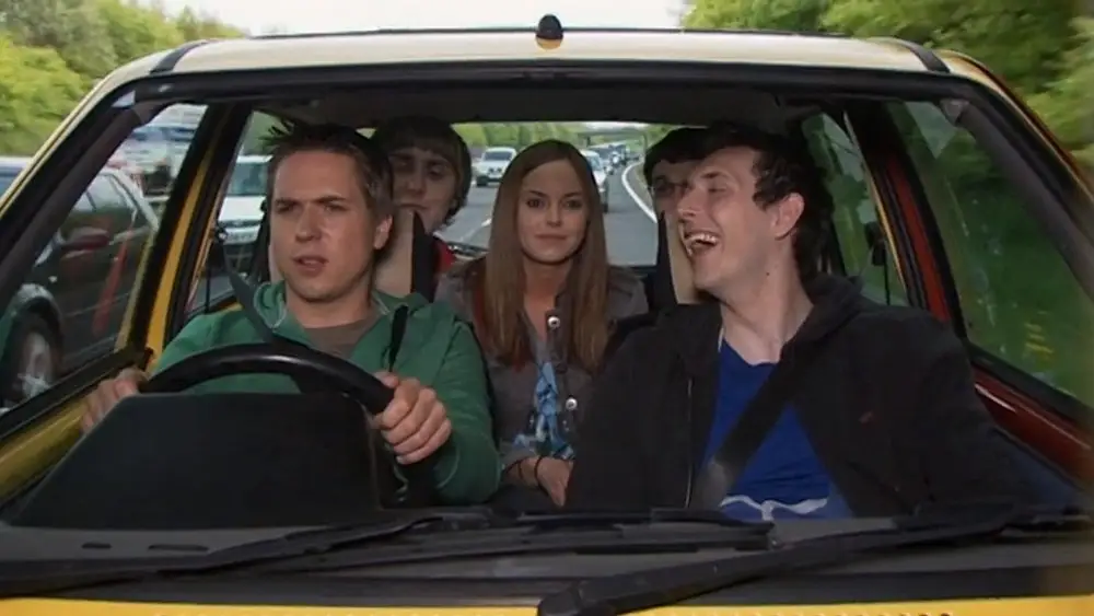 Hannah Tointon (middle) played Tara in The Inbetweeners. (Channel 4)