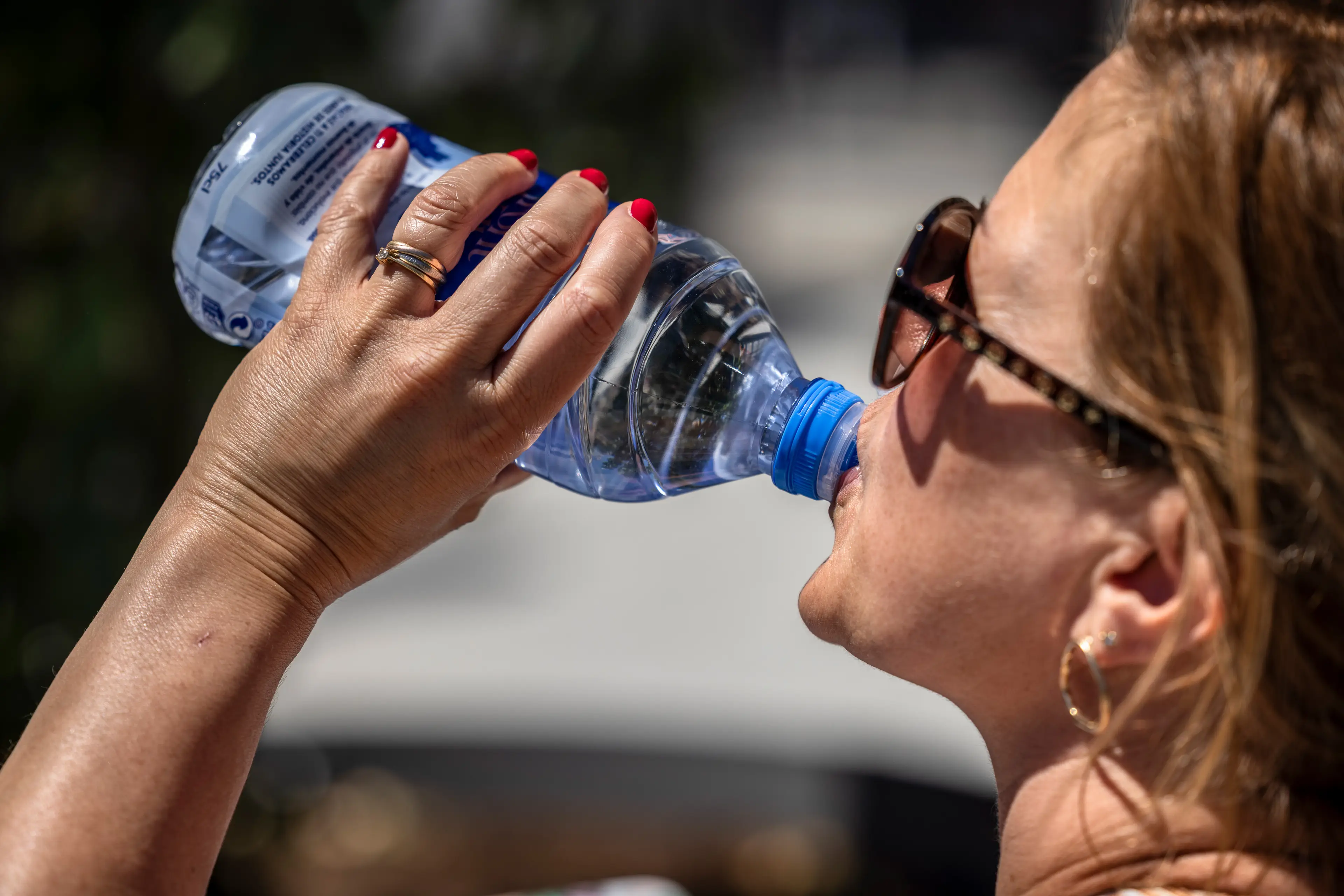 Plastic water bottles are not allowed in the 2026 World Cup grounds, per a new ruling (Angel Garcia/Bloomberg via Getty Images
