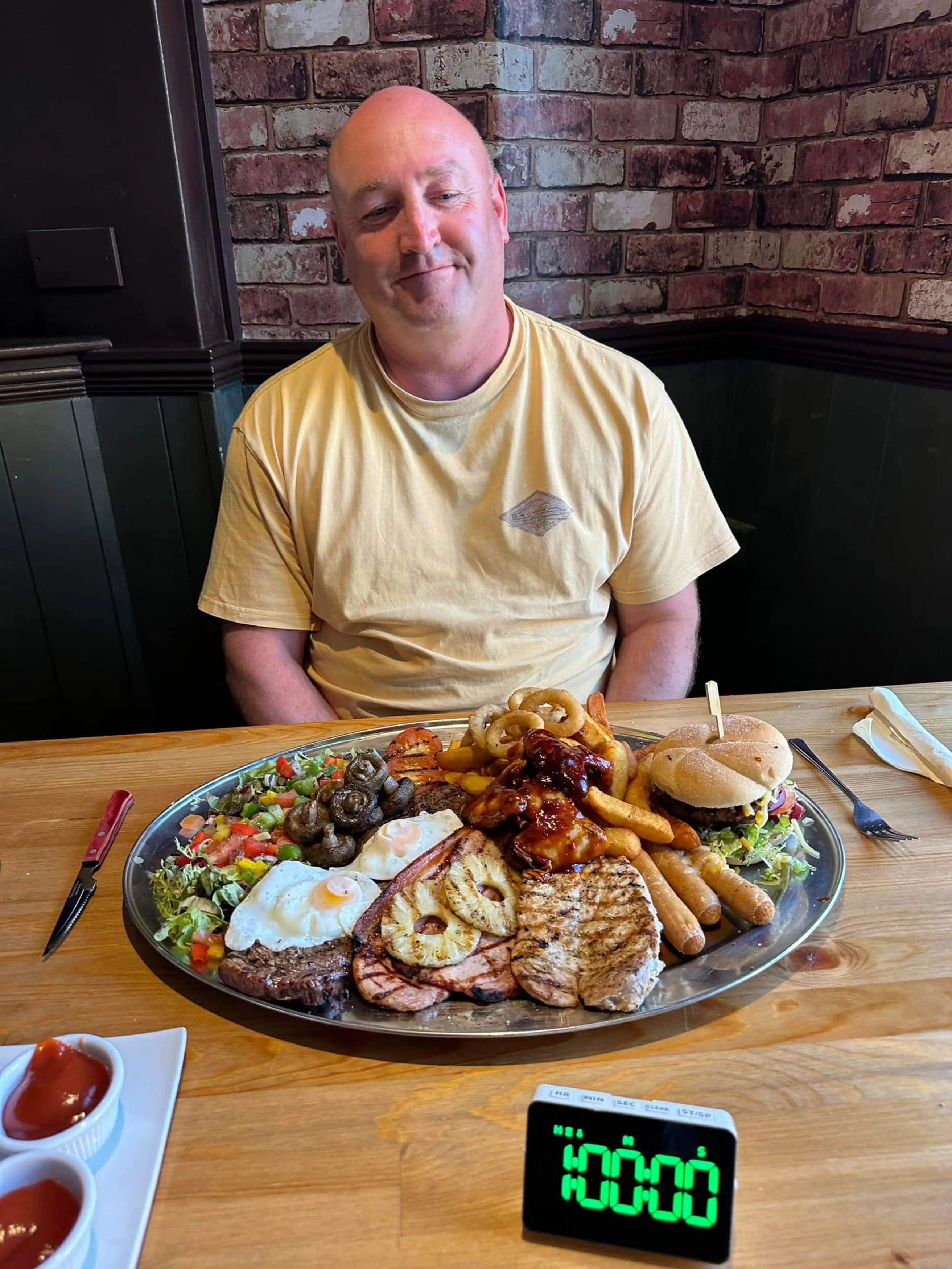 Andrew started the challenge well. (Kennedy News and Media)