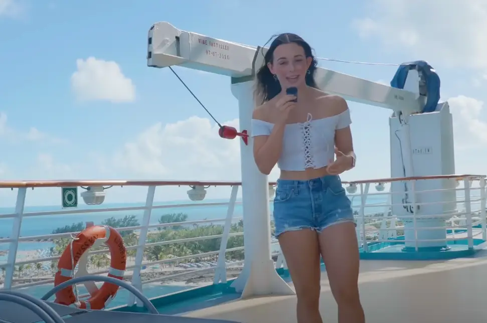 Alley said there are a lot of extra ways to make money on board (YouTube/Wanderlust Alley)