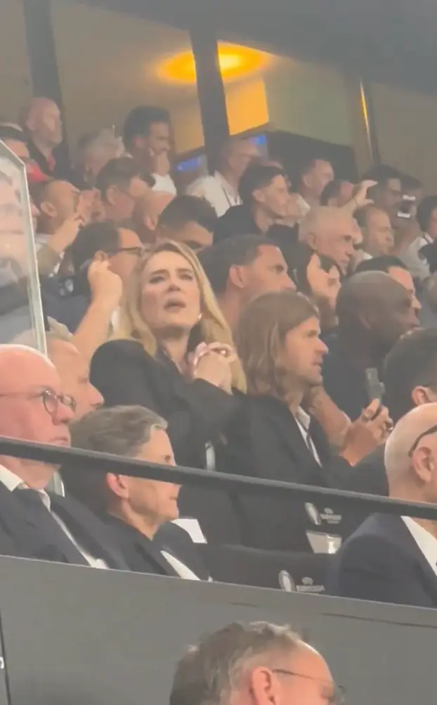 She is all of us. ( X/ @oliverpocher)