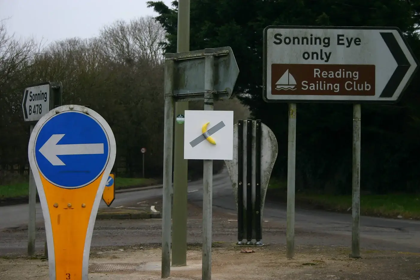 This took an artist with vision, creativity and enough duct tape to stick bananas to walls. (Impro)