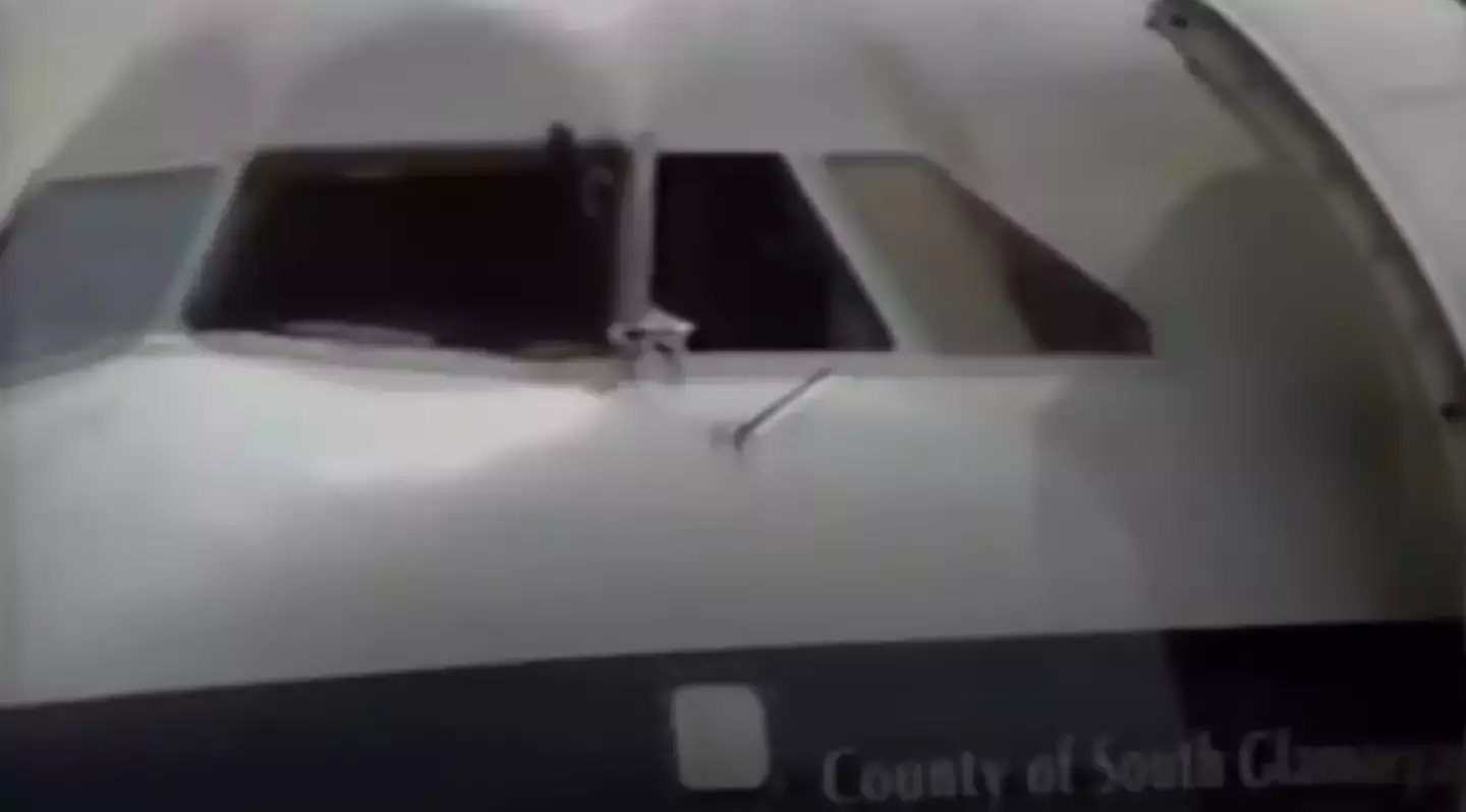 The captain miraculously survived the ordeal in 1990 (YouTube/Retrontario/NBC News)