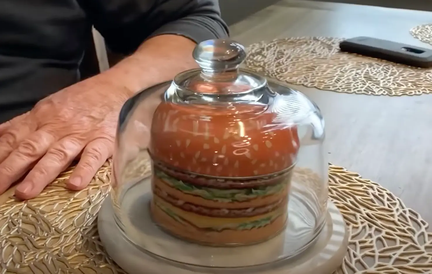 David Whipple kept the hamburger for a whopping two decades (YouTube/KUTV 2 News)