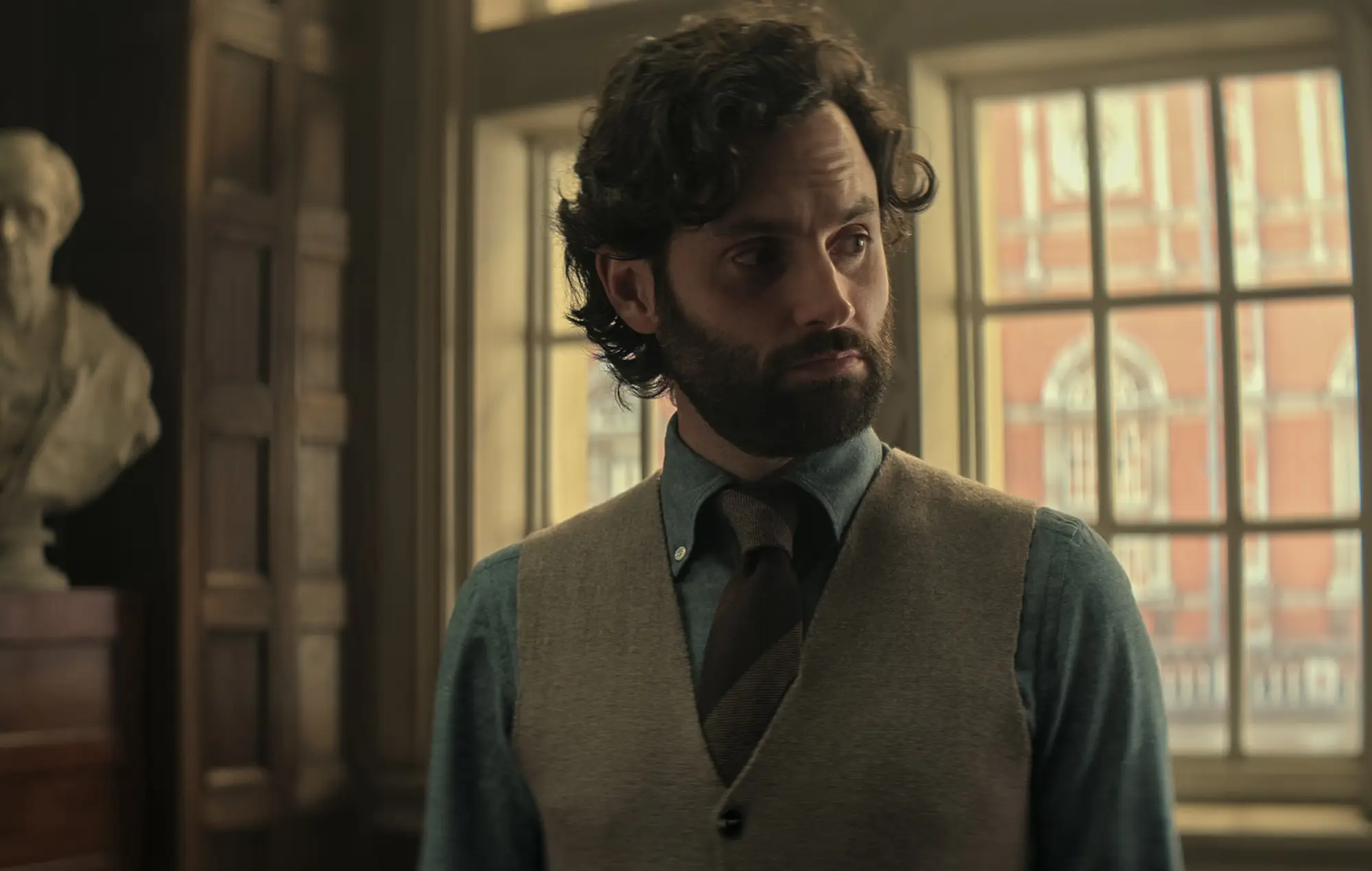 Joe is trying to start a new life, but is dogged by his murderous past.