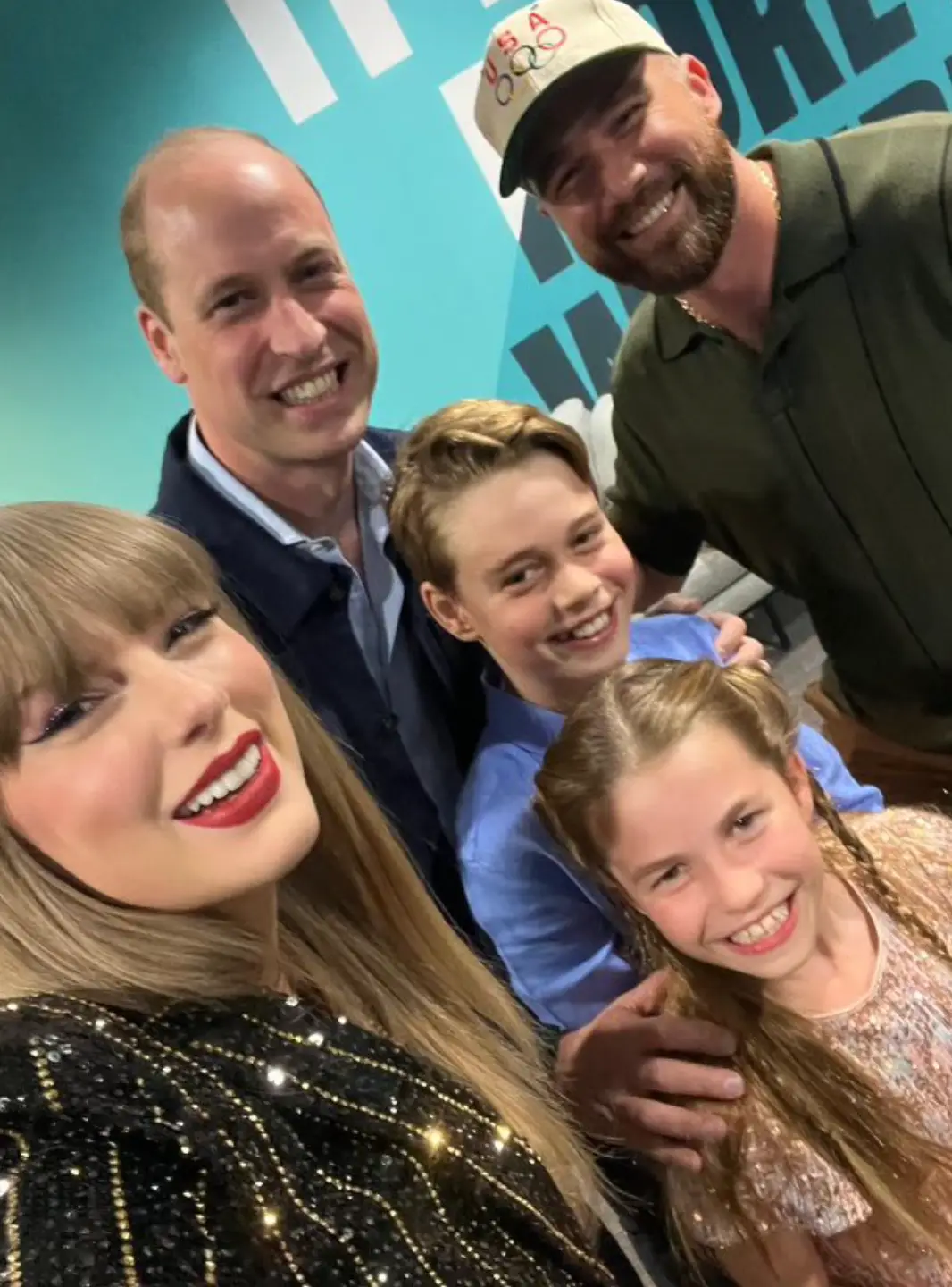 Taylor Swift and Travis Kelce posed for a selfie with Prince William, Prince George and Princess Charlotte. (X/@taylorswift13)