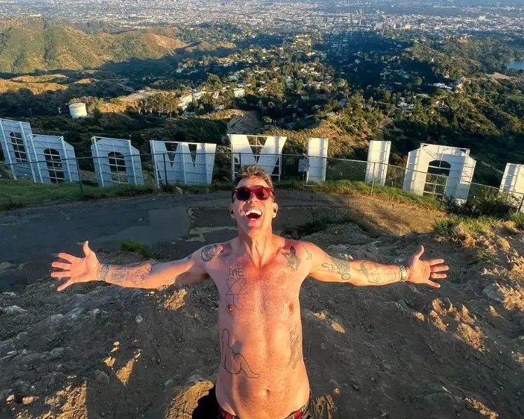 Steve-O wants boobs. Instagram/ @steveo