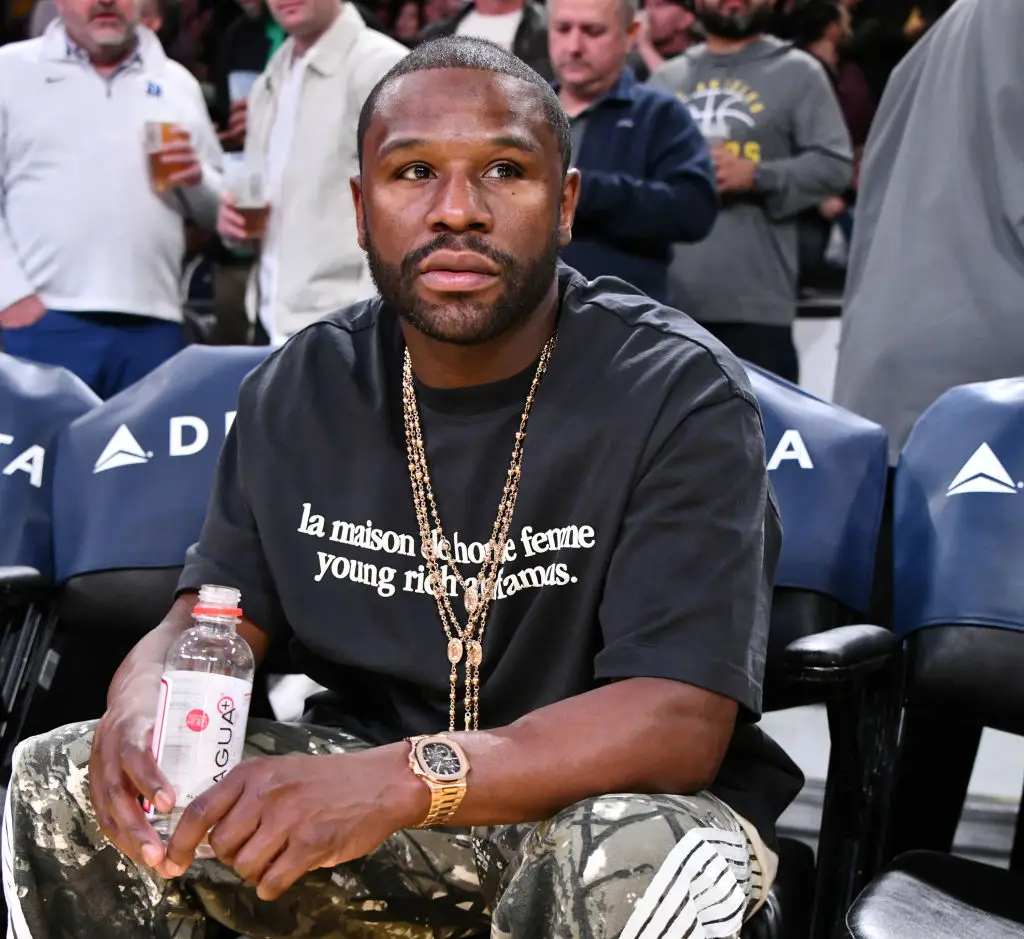 Given his stellar boxing career, Floyd Mayweather being loaded shouldn't be a shock (Allen Berezovsky/Getty Images)