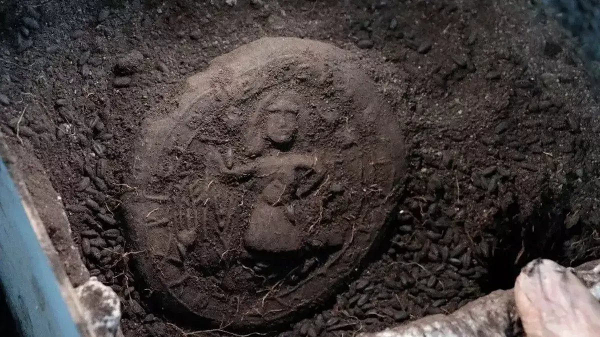 The loaves point towards a famous Bible verse ((Karaman Governorate)