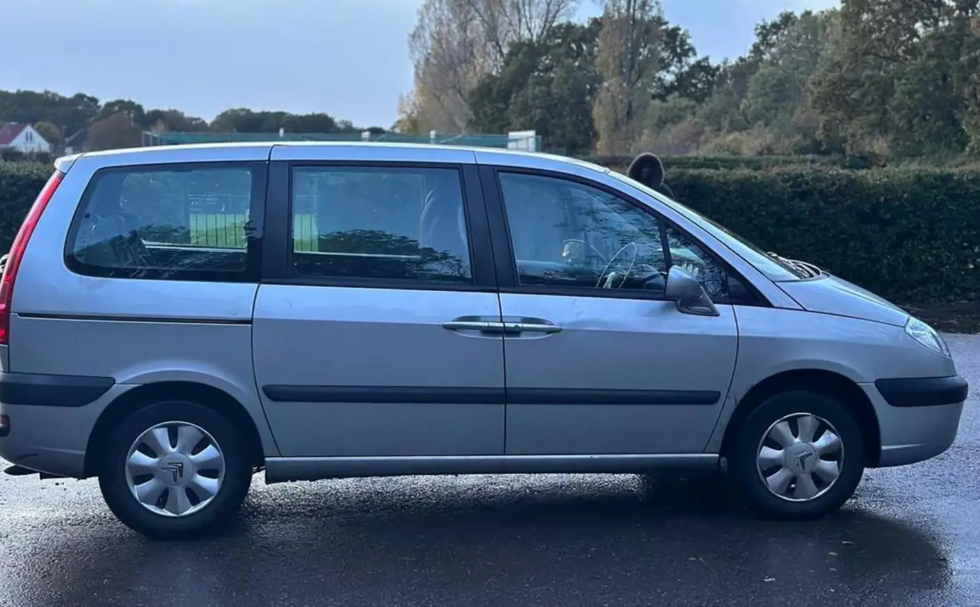 It seems the mighty car of the noughties has run out of steam (Autotrader)