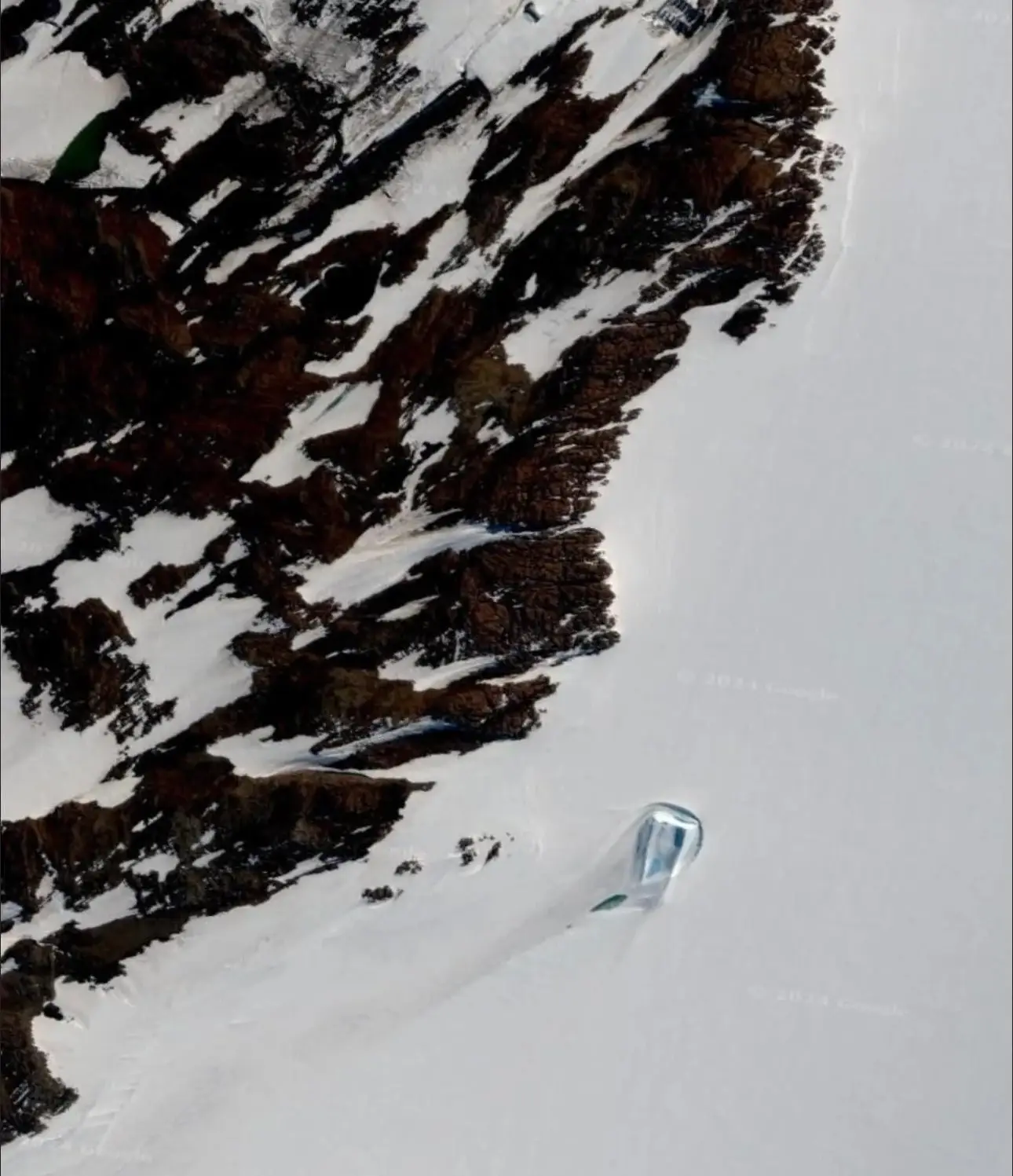 The 'mysterious doorway' sparked a host of conspiracy theories (Google Maps)