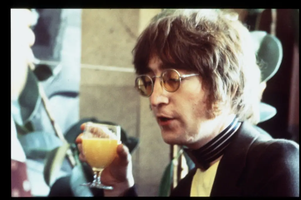 John Lennon was reportedly 'dying' to see the mansion (Gijsbert Hanekroot/Redferns)