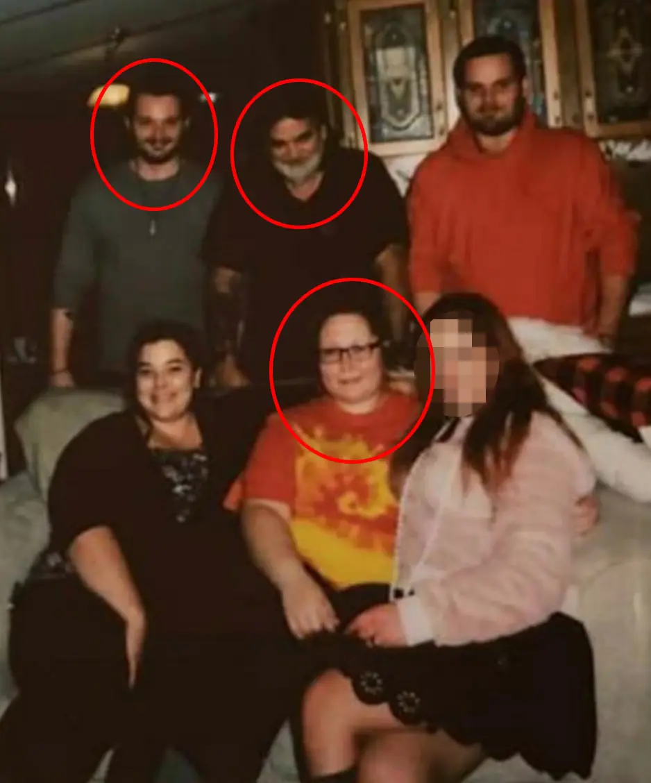 Pictured: Sydney Dean (front row, C) Paul Dean (back row, C) and Paul’s son who Sydney used to date (back row, L).