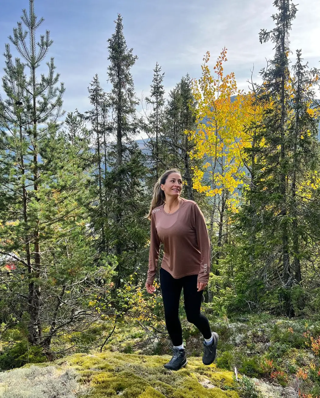 Loos seems to be living her best life nowadays.