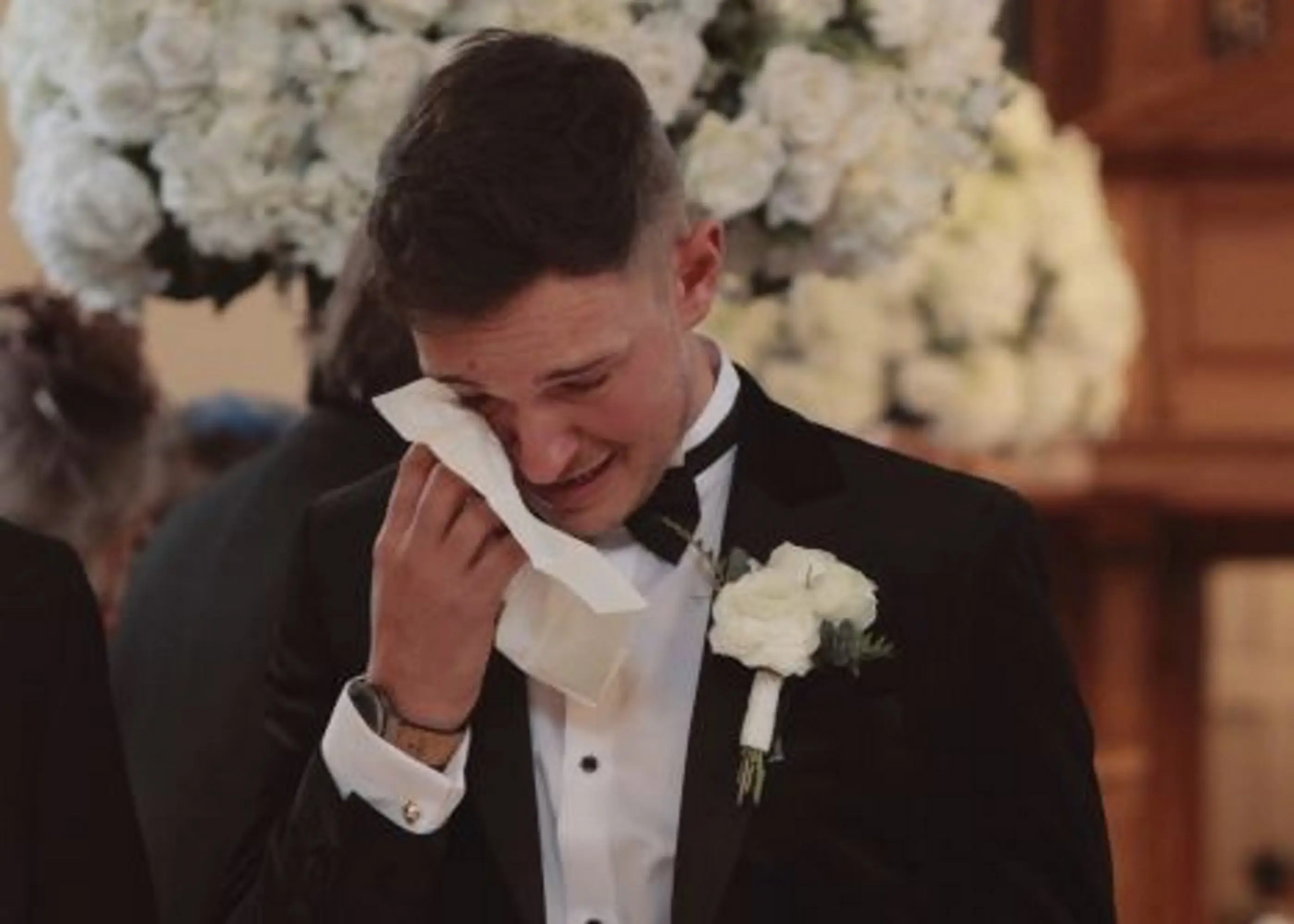 Elliot was left in tears after hearing Evie's message (SWNS)