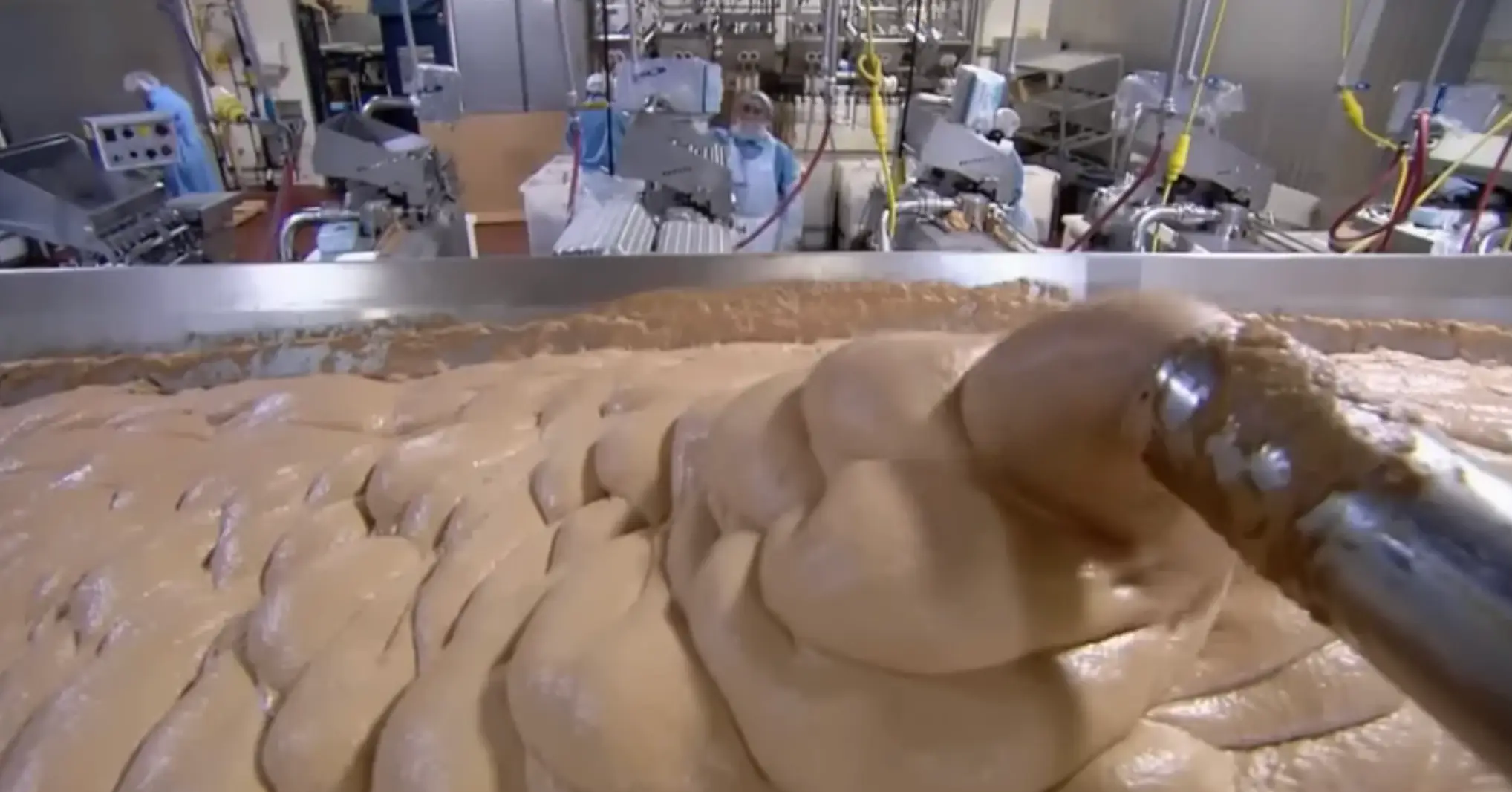 Which then becomes a paste resembling Tubby custard (YouTube/@HowItsMade)
