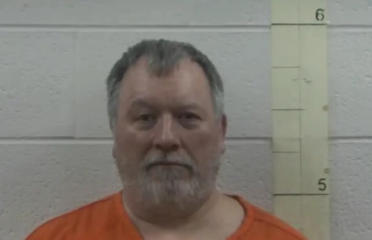 61-year-old Larry Bushart was arrested and spent 37 days in jail for sharing a meme (WKRN 2)